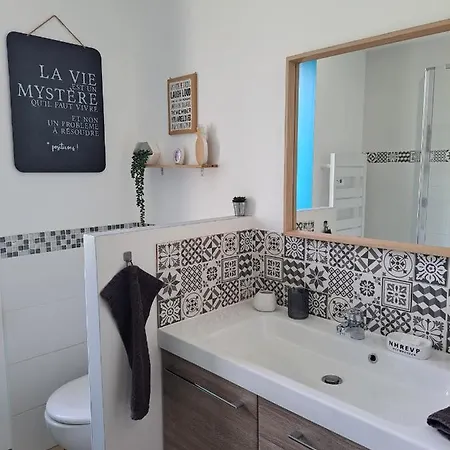 Le Domaine Vesque בית נופש *